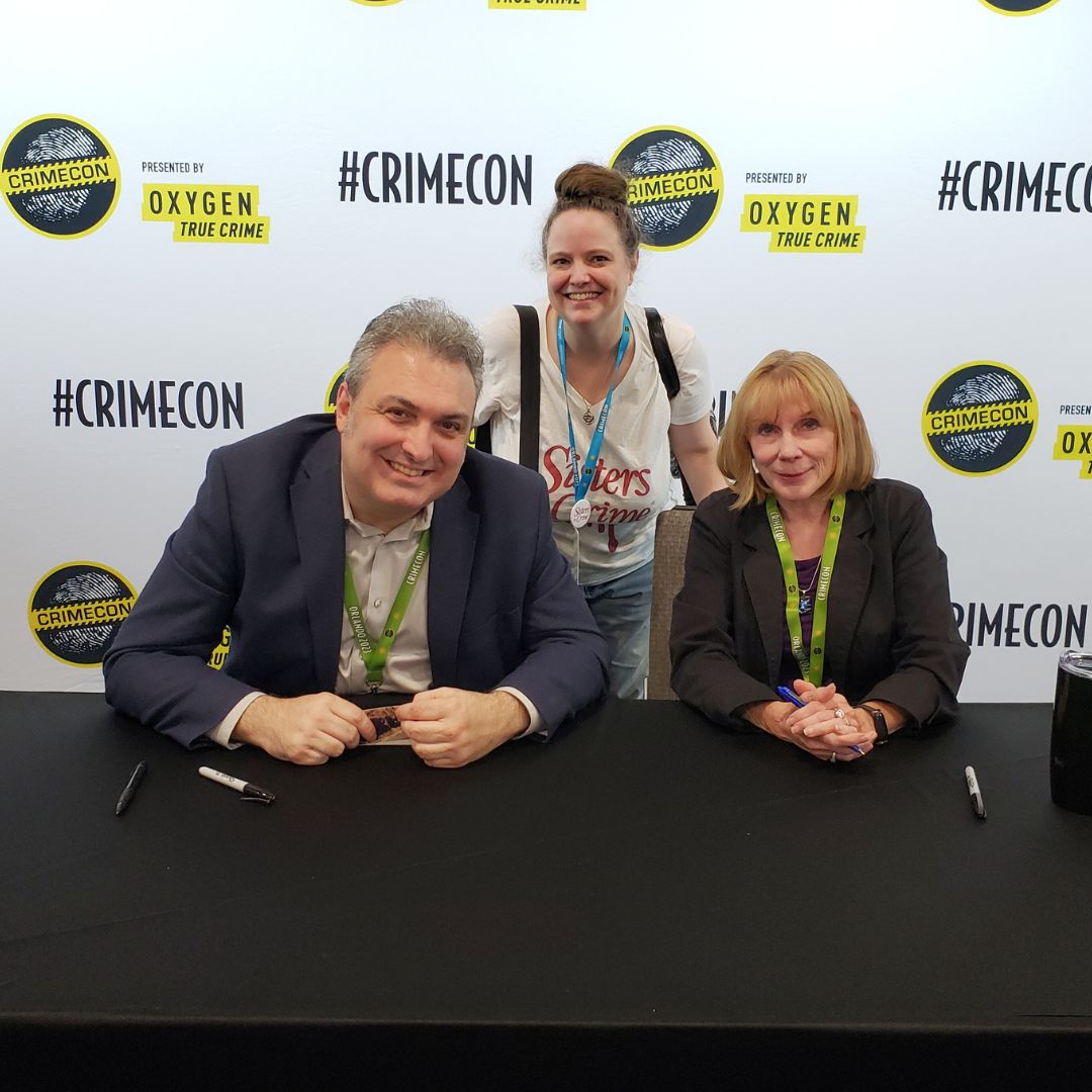 crimecon ramsland brucato signing (2)